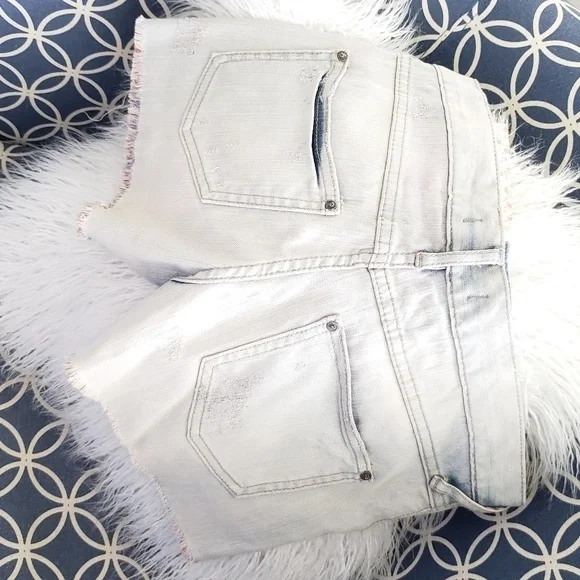 Free People Boho Jean shorts - Picture 2 of 8